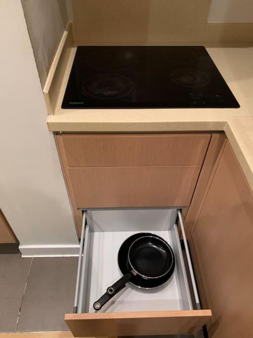 Stunning 2 Bed Flat! Centrally Located In London, Uk! מראה חיצוני תמונה