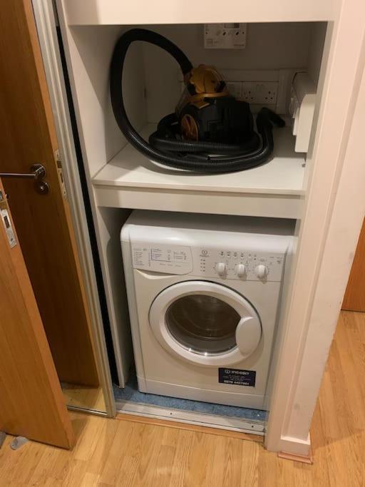 Stunning 2 Bed Flat! Centrally Located In London, Uk! מראה חיצוני תמונה