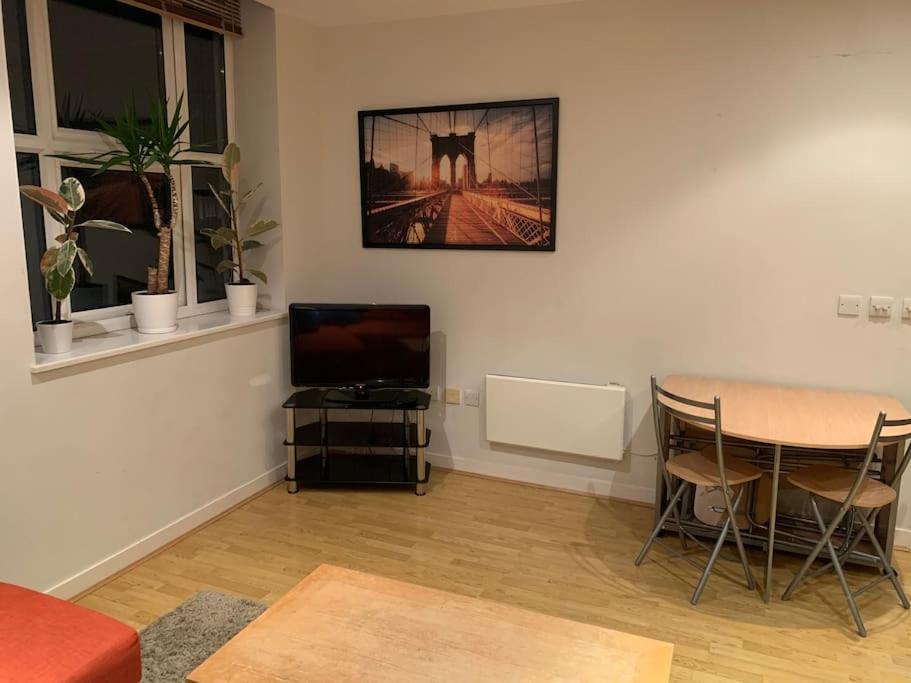Stunning 2 Bed Flat! Centrally Located In London, Uk! מראה חיצוני תמונה